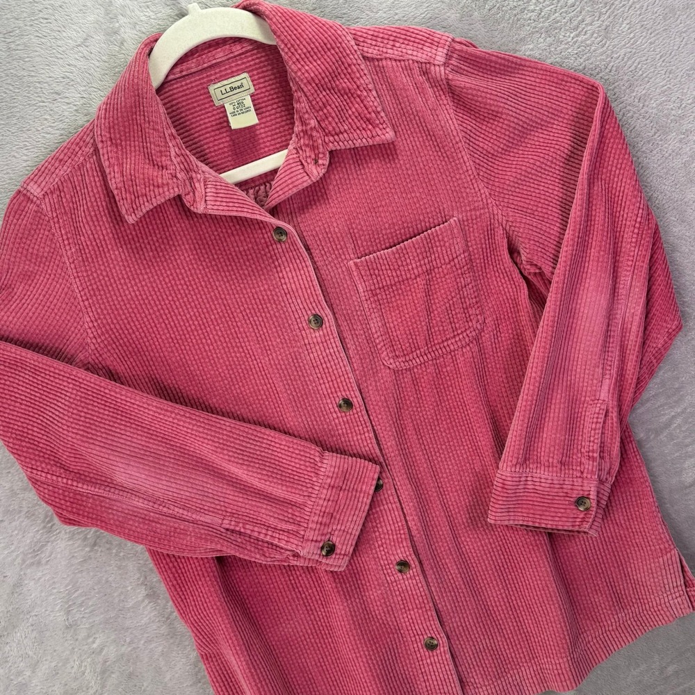 L.L. Bean Women Shirt Size Medium Pink Corduroy Button Down Long Sleeve Pocket
